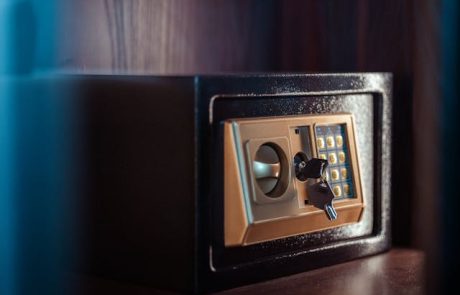 האם כדאי לקנות כספת משומשת?